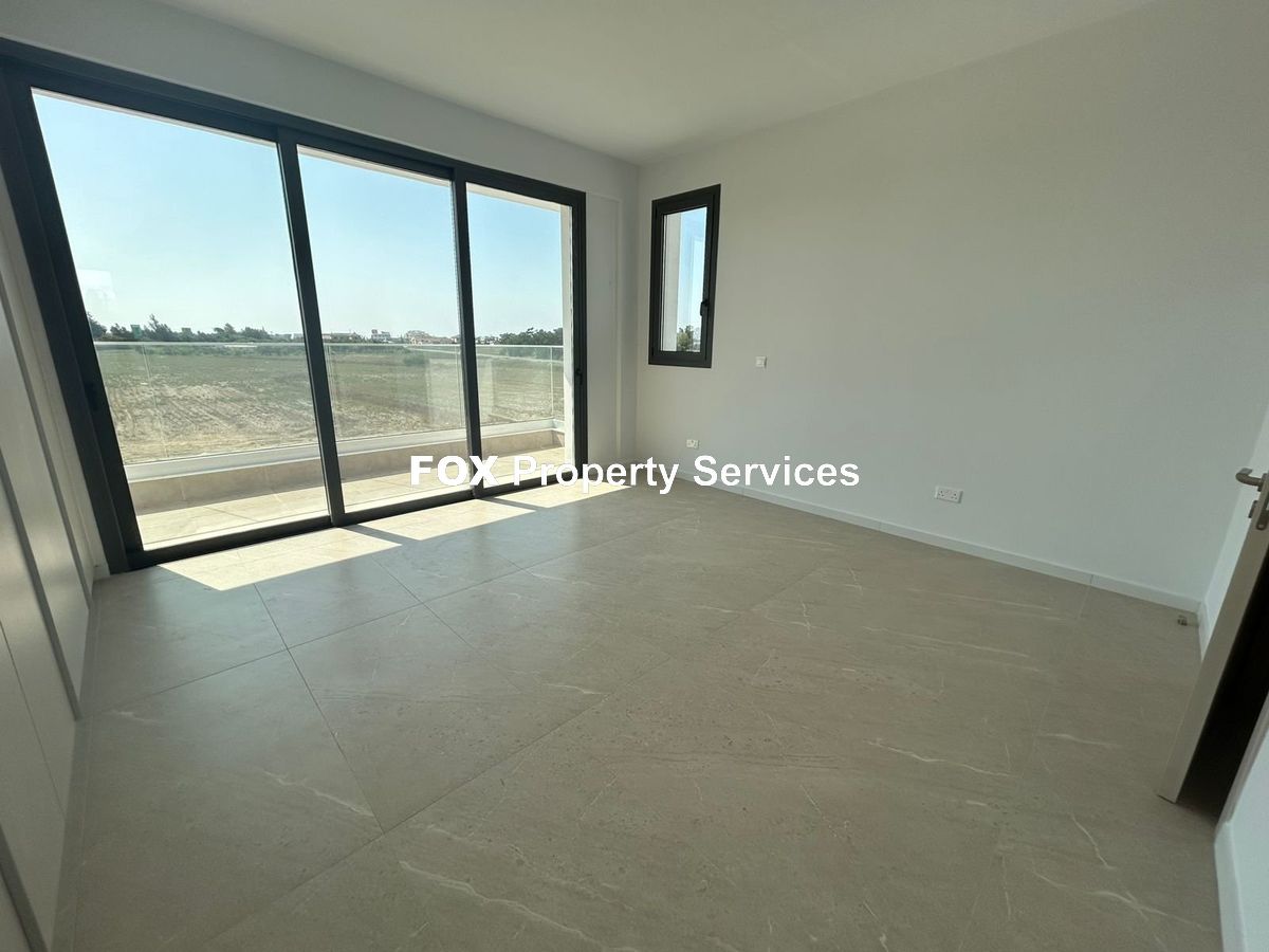 3 Bedroom Detached House for Sale in Larnaca, Dromolaxia