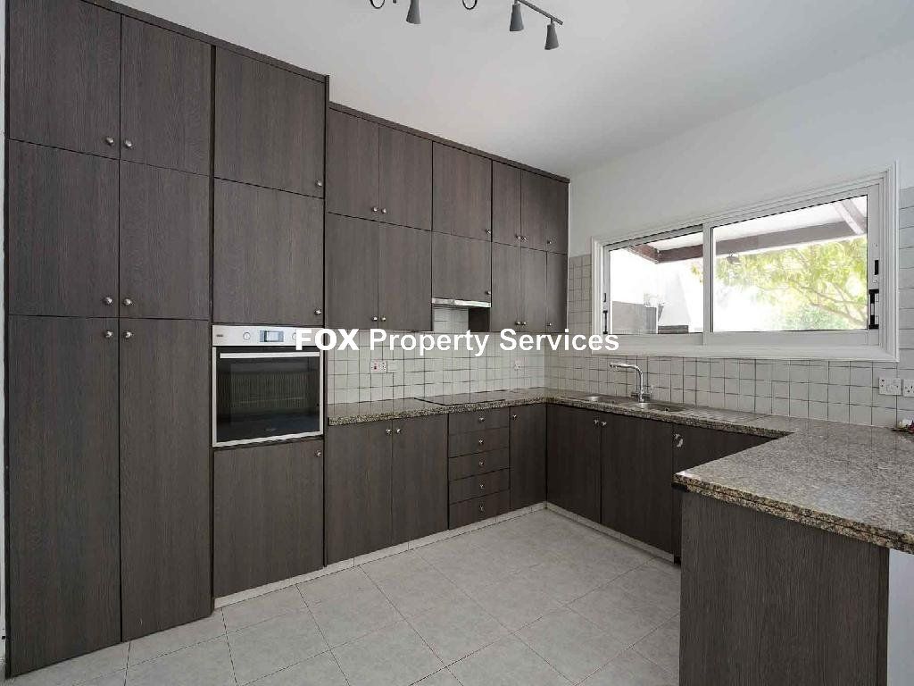 4 Bedroom Detached House for Sale in Nicosia, Agios Vasileios