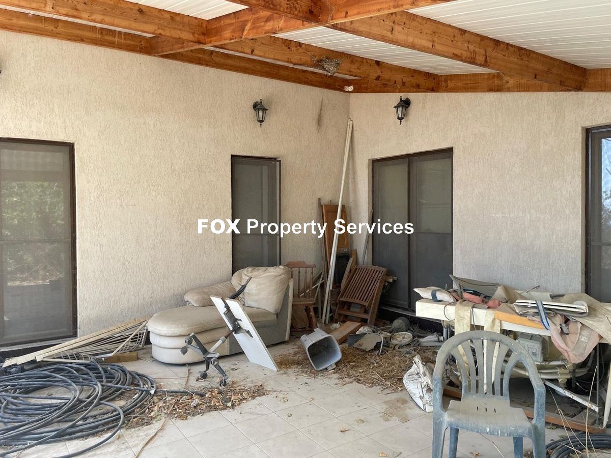 2 Bedroom Bungalow for Sale in Larnaca, Kalo Chorio