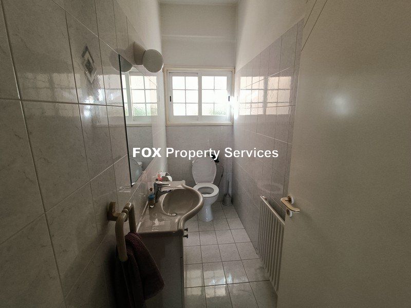 4 Bedroom Detached House for Sale in Nicosia, Nisou