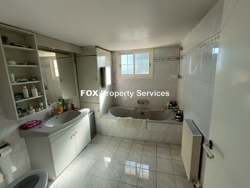 4 Bedroom Detached House for Sale in Nicosia, Nisou